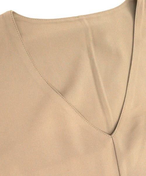 Bee des Bee（ビーデスビー）の「Vネックノースリーブワンピース（ワンピース・キッズ・ブラック/ベージュ・110cm/120cm/130cm/140cm/150cm/100cm）」の18枚目の写真