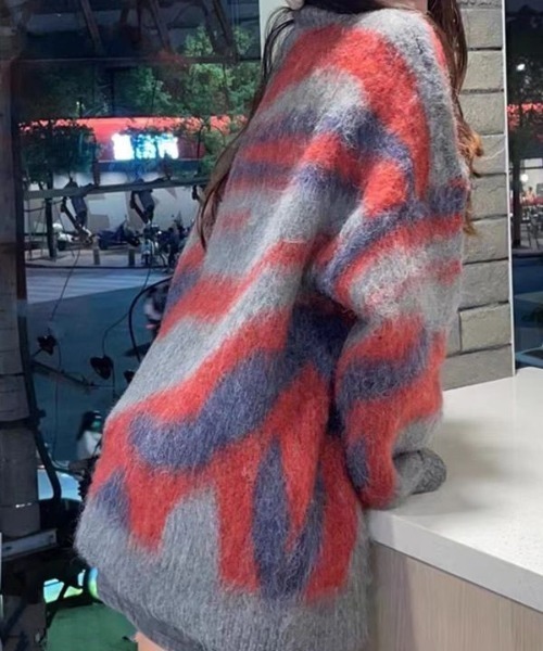 LAC-VERT（ラック・ヴェール）の「カモフラージュ柄 ビッグシャギーニットプルオーバー（ニット/セーター・レディース・グレー/ブラック/カーキ/ブラウン・FREE）」の9枚目の写真