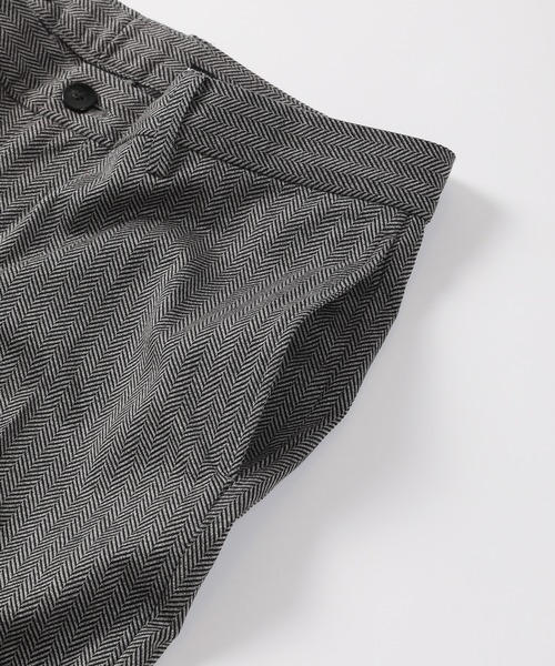 MEN'S BIGI（メンズビギ）の「【ACTIVE TAILOR】ヘリンボーンジャージパンツ（スラックス・メンズ・グレー/ネイビー・01/02/03/04）」の12枚目の写真