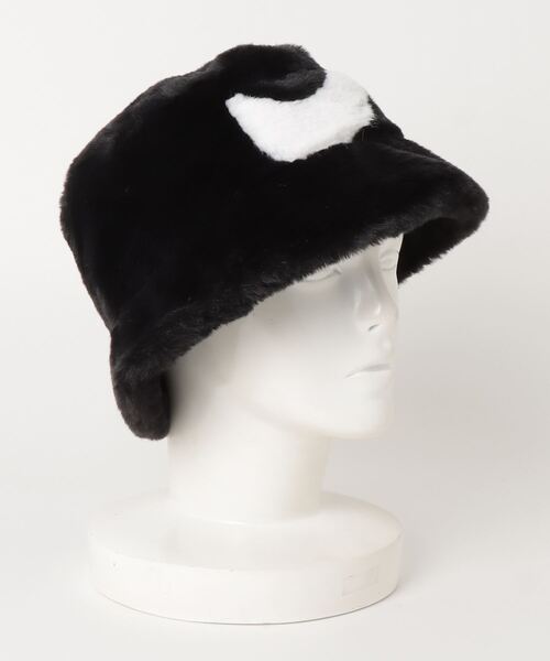NIKE（ナイキ）の「NIKE APEX FAUX FUR SWOOSH BUCKET HAT