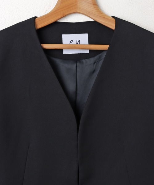 evernavy（エバーネイビー）の「ノーカラージャケット（スーツジャケット・レディース・ダークネイビー・S/M/L）」の3枚目の写真