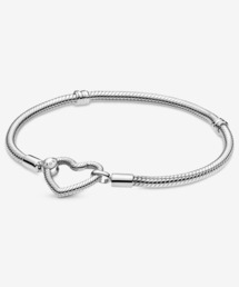 Pandora ハートチャームブレスレットとイヤリングセット Pandora Moments ハートチャーム ＆ ハート ブレスレット セット