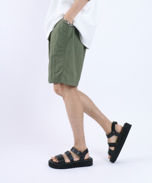 ANPAS(アンパス)の「Nylon Fabric Amphibious Baggy Shorts/水陸両用 ナイロン バギーショーツ バギーパンツ(その他パンツ・メンズ・オリーブ/オフホワイト/ブルー/イエロー/パープル/ブラック・LL/M/L)」の8枚目の写真