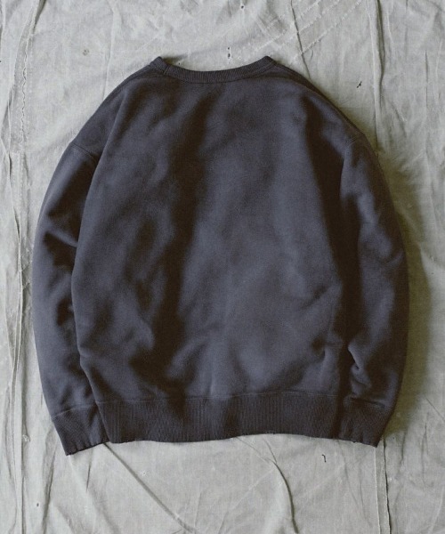 LIDNM(リドム)の「SUNBURN FADED SWEATER(スウェット・メンズ・ブラック系その他・MEDIUM/SMALL)」の13枚目の写真