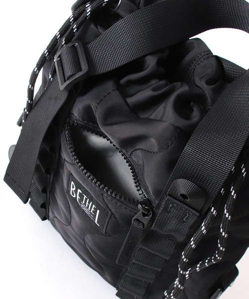 Three Four Time（ｽﾘｰﾌｫｰﾀｲﾑ）の「【BETHEL】3Way COMBINATION SQUARE BAG（ショルダーバッグ・レディース・ブラック/グリーン・FREE）」の7枚目の写真