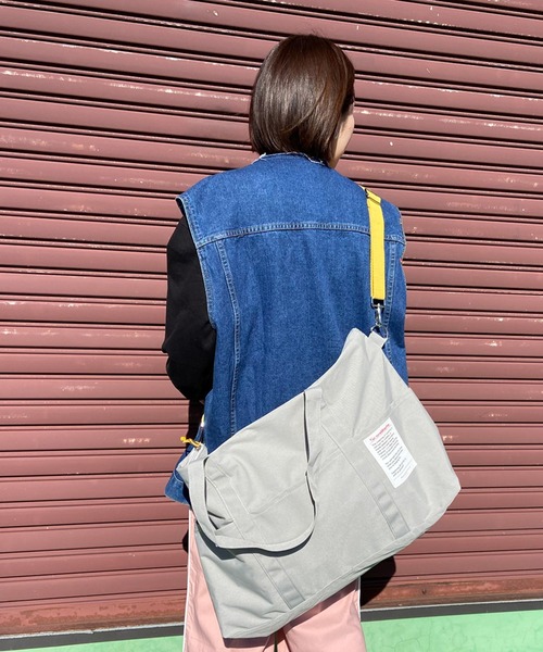 CRB(シーアールビー)の「トラベルトートバッグ(トートバッグ・レディース・ブラック/グレー/ピンク・F)」の10枚目の写真