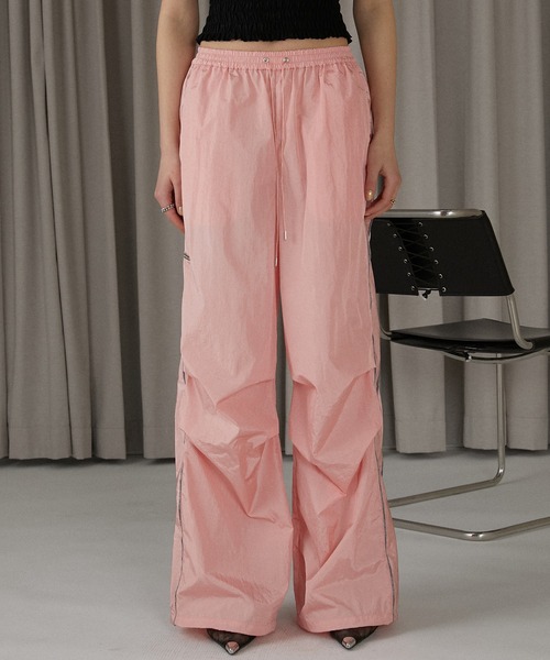PRANK PROJECT（プランクプロジェクト）の「ロゴパイピングトラックパンツ / Logo Piping Track Pants（その他パンツ・レディース・ピンク/ブラック/グレー・38/36）」の19枚目の写真
