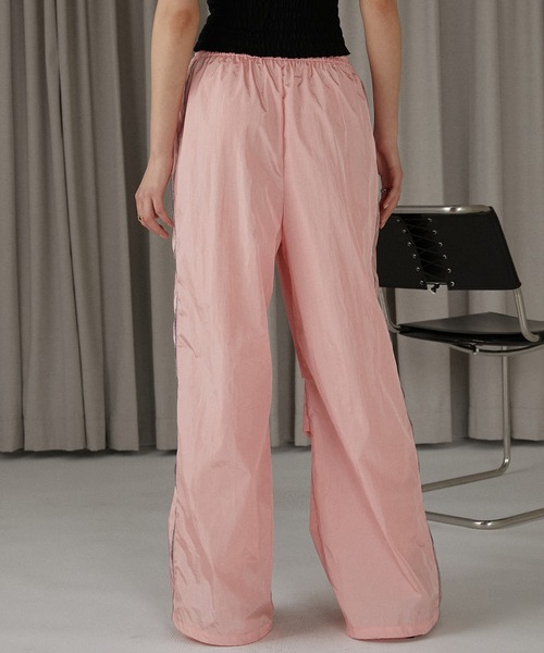 PRANK PROJECT（プランクプロジェクト）の「ロゴパイピングトラックパンツ / Logo Piping Track Pants（その他パンツ・レディース・ピンク/ブラック/グレー・38/36）」の21枚目の写真