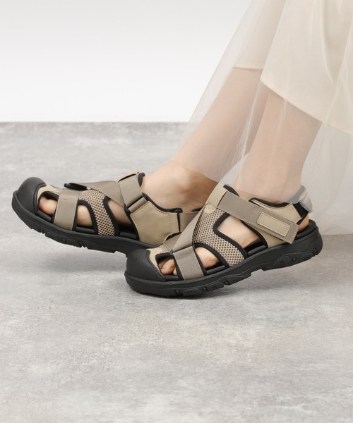 LAKOLE（ラコレ）の「メッシュスポーツサンダル[WOMEN] / 110477（スリッポン・レディース・ブラック/ベージュ・MEDIUM/SMALL/LARGE）」の16枚目の写真