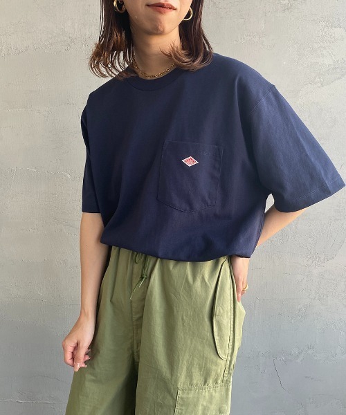 DANTON（ダントン）の「[DANTON/ダントン] ワンポイントロゴ ポケットTシャツ（Tシャツ/カットソー・レディース・イエロー/ネイビー/ホワイト/ピンク/チャコールグレー/ダークグリーン/ブラック/グレイッシュベージュ/アイボリー/サックスブルー・M/L/XL/S/XXL/S size/XS size/M size）」の8枚目の写真