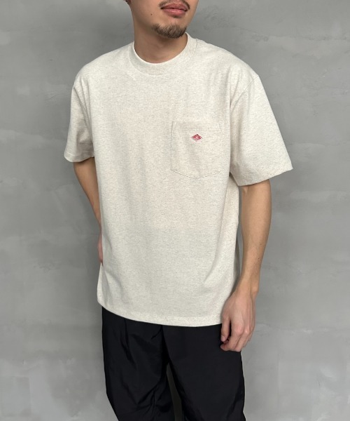 DANTON（ダントン）の「[DANTON/ダントン] ワンポイントロゴ ポケットTシャツ（Tシャツ/カットソー・レディース・イエロー/ネイビー/ホワイト/ピンク/チャコールグレー/ダークグリーン/ブラック/グレイッシュベージュ/アイボリー/サックスブルー・M/L/XL/S/XXL/S size/XS size/M size）」の3枚目の写真