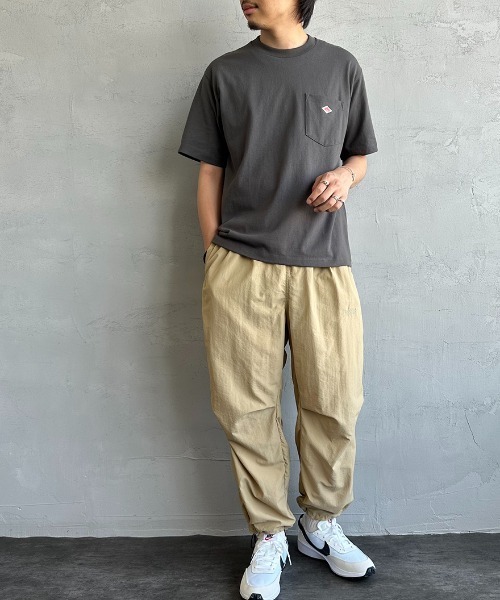 DANTON（ダントン）の「[DANTON/ダントン] ワンポイントロゴ ポケットTシャツ（Tシャツ/カットソー・レディース・イエロー/ネイビー/ホワイト/ピンク/チャコールグレー/ダークグリーン/ブラック/グレイッシュベージュ/アイボリー/サックスブルー・M/L/XL/S/XXL/S size/XS size/M size）」の18枚目の写真