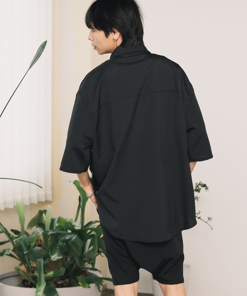 ROOPTOKYO(ループトウキョウ)の「サイドスリット レギュラーカラー半袖シャツ オーバーサイズ(シャツ/ブラウス・メンズ・ホワイト/ピンク/ブラック・M/L/XL)」の13枚目の写真