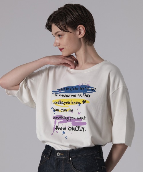 ONCILY（オンシェリー）の「MESSAGE LOGO T-SHIRT / メッセージ