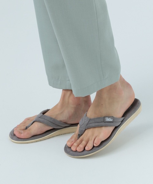 BAYFLOW(ベイフロー)の「フェイクスエードトングサンダル(サンダル・メンズ・グレー/ブラック/カーキ/ベージュ・MEDIUM/SMALL)」の7枚目の写真