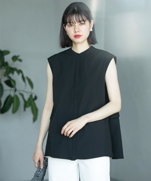 OPAQUE.CLIP（オペークドットクリップ）の「◆ドライタッチバックフリルブラウス【ストレッチ/イージーケア/吸水速乾/洗濯機洗い可】（シャツ/ブラウス・レディース・ブラック/ホワイト系3/ブルーグリーン・36/40/38/42）」の6枚目の写真