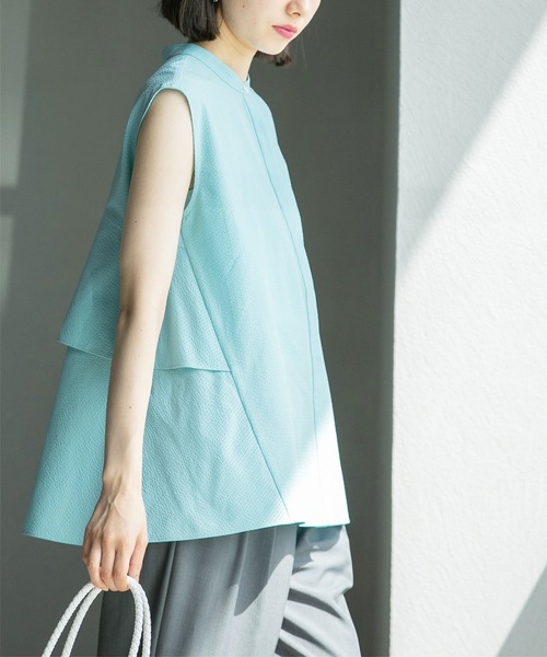 OPAQUE.CLIP（オペークドットクリップ）の「◆ドライタッチバックフリルブラウス【ストレッチ/イージーケア/吸水速乾/洗濯機洗い可】（シャツ/ブラウス・レディース・ブラック/ホワイト系3/ブルーグリーン・36/40/38/42）」の9枚目の写真