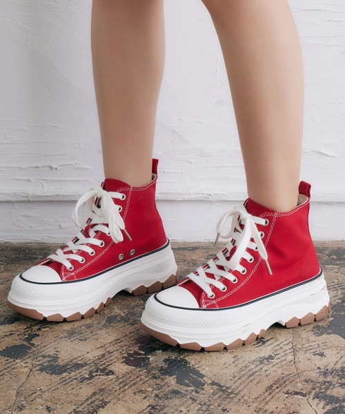 RETRO GIRL(レトロガール)の「厚底ハイカットスニーカー(スニーカー・レディース・ブラック/オフホワイト/レッド・MEDIUM/LARGE/SMALL)」の3枚目の写真