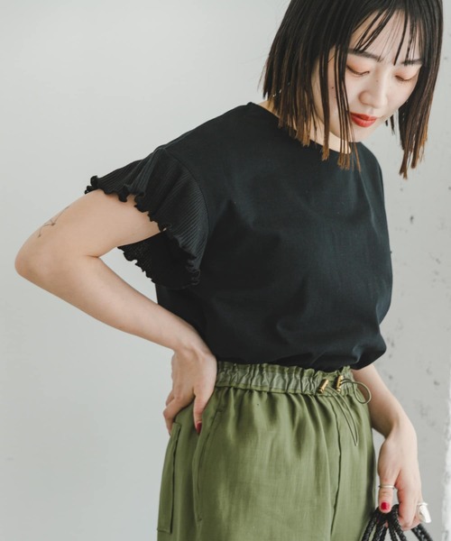 ITEMS URBANRESEARCH（アイテムズ アーバンリサーチ）の「ソデキリカエフレンチTシャツ（Tシャツ/カットソー・レディース・オフホワイト/カーキ/ブラック・FREE）」の6枚目の写真