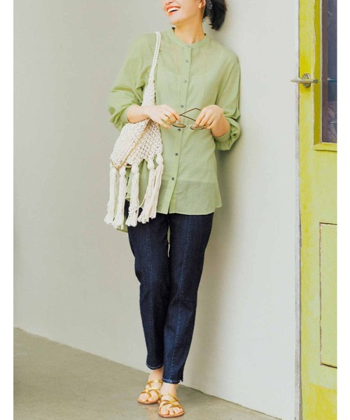 Live in comfort（リブインコンフォート）の「【低身長／高身長サイズあり】リブ　イン　コンフォート　暑い日も涼やかで心地いい！　すっきりちょうどいいデニムパンツ（デニムパンツ・レディース・ダークブルー・6/8/9/5/7/12/13/10/3/1/2/11/4/14）」の2枚目の写真