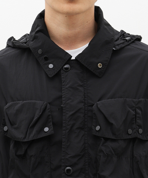 C.P. COMPANY(シーピーカンパニー)の「C.P. Company / シー ピー カンパニー CHROME-R GOGGLE UTILITY JACKET 16CMOW011A(ナイロンジャケット・メンズ・ブラック・50/52)」の6枚目の写真