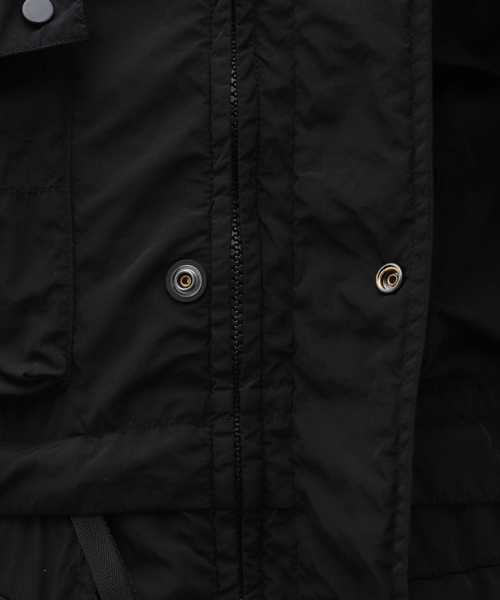 C.P. COMPANY(シーピーカンパニー)の「C.P. Company / シー ピー カンパニー CHROME-R GOGGLE UTILITY JACKET 16CMOW011A(ナイロンジャケット・メンズ・ブラック・50/52)」の13枚目の写真