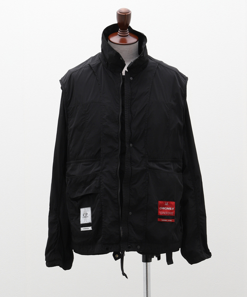C.P. COMPANY(シーピーカンパニー)の「C.P. Company / シー ピー カンパニー CHROME-R GOGGLE UTILITY JACKET 16CMOW011A(ナイロンジャケット・メンズ・ブラック・50/52)」の20枚目の写真