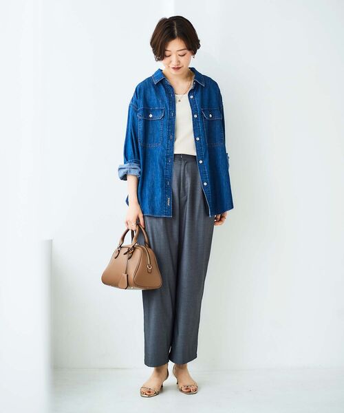 le.coeur blanc（ルクールブラン）の「フラップポケットデニムシャツ（シャツ/ブラウス・レディース・サックスブルー/ブルー・38）」の21枚目の写真