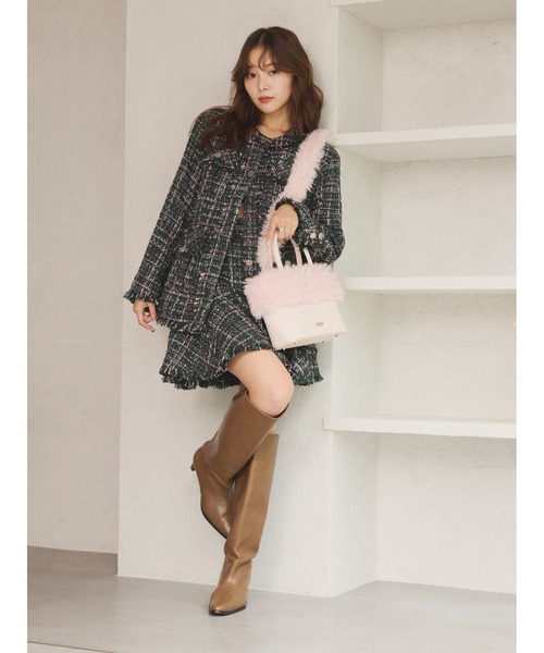 LILY BROWN（リリーブラウン）の「【ZOZO限定カラー】エコファー切り替えトート（ショルダーバッグ・レディース・アイボリー/その他/ライトグレー/ホワイト/ブラック/ピンク/グリーン・FREE）」の15枚目の写真