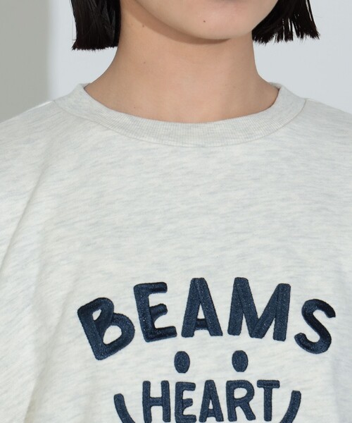 BEAMS HEART(ビームスハート)の「スマイル刺繍 クルースウェット(スウェット・レディース・ホワイト系その他/グレー/グリーン/ダークグリーン/チャコールグレー/レッド/ホワイト系その他6・FREE)」の15枚目の写真