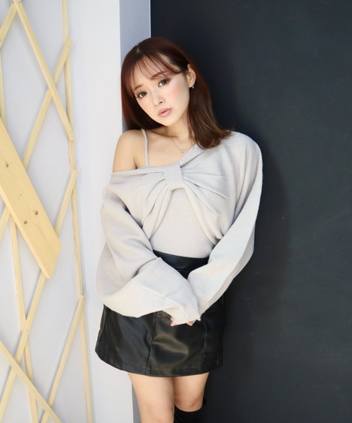 CECIL McBEE（セシルマクビー）の「リボンボレロｘキャミソールSET（ニット/セーター・レディース・グレイッシュベージュ/アイボリー/ピンク/ブラック・MEDIUM）」の3枚目の写真