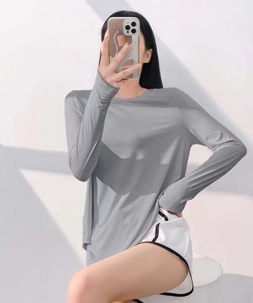 Ritzy(リッツィー)の「長袖 フィットネス ヨガウェアトップス(Tシャツ/カットソー・レディース・グレー/ホワイト/ピンク/ブラック・M/L/XL)」の3枚目の写真