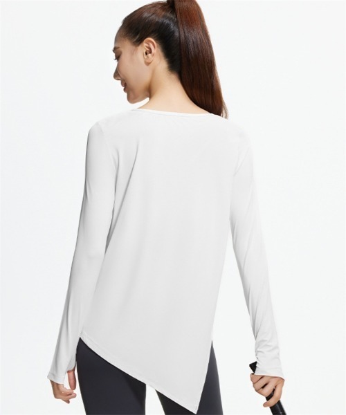 Ritzy(リッツィー)の「長袖 フィットネス ヨガウェアトップス(Tシャツ/カットソー・レディース・グレー/ホワイト/ピンク/ブラック・M/L/XL)」の17枚目の写真
