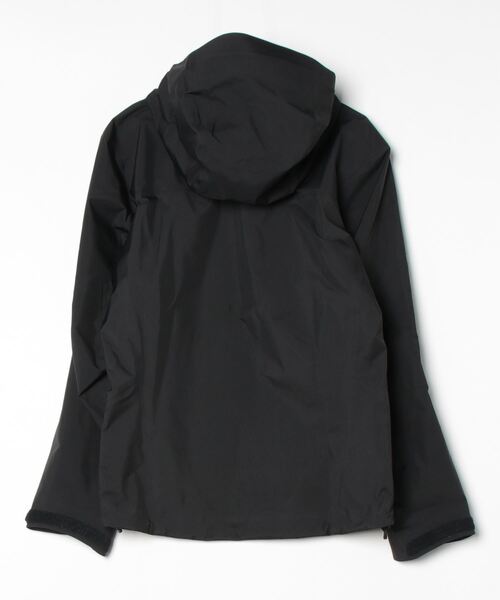 ARC'TERYX（アークテリクス）の「ARC'TERYX / アークテリクス：Beta AR Jacket M - Stormhood：X00000648801[STD]（ナイロンジャケット・メンズ・ブラック・XL/L/M/S/XS）」の2枚目の写真