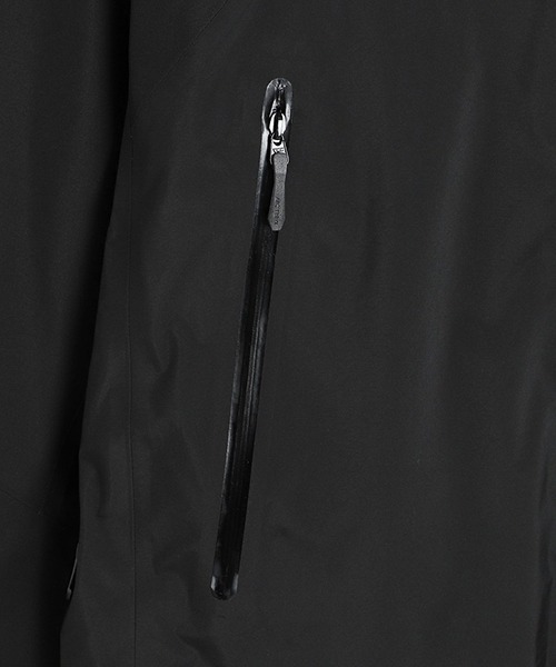 ARC'TERYX（アークテリクス）の「ARC'TERYX / アークテリクス：Beta AR Jacket M - Stormhood：X00000648801[STD]（ナイロンジャケット・メンズ・ブラック・XL/L/M/S/XS）」の7枚目の写真