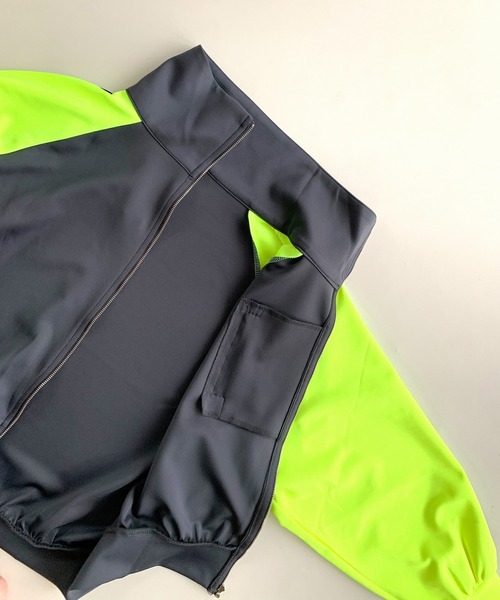 Q（キュー）の「トラックジャケット（ジャージ・レディース・ブラック/グレー・MEDIUM）」の9枚目の写真