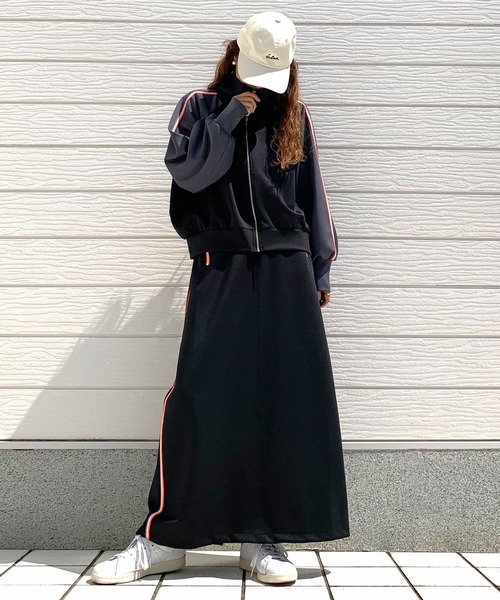 Q（キュー）の「トラックジャケット（ジャージ・レディース・ブラック/グレー・MEDIUM）」の19枚目の写真