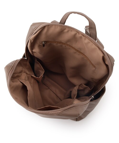 ITS'DEMO（イッツデモ）の「◆【通勤／A4対応／8ポケット】収納上手になれるリュック（バックパック/リュック・レディース・ナチュラル/グレー/ブラック・00）」の19枚目の写真