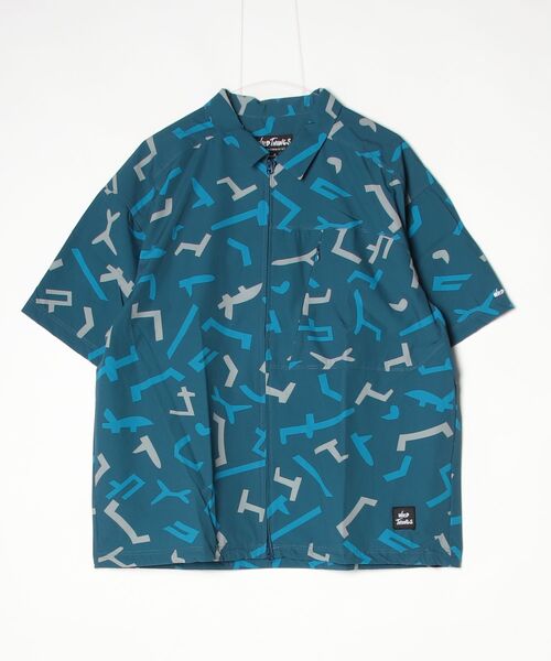 WILD THINGS(ワイルドシングス)の「WILDTHINGS PRINT SLANT S/S SHIRT WT24035AD(シャツ/ブラウス・メンズ・カモフラージュ/ブルー・M/L)」の2枚目の写真