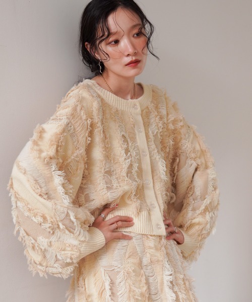 Bab（バブ）の「【セットアップ対応】ミックスフリンジ前後2WAYカーディガン（カーディガン/ボレロ・レディース・アイボリー/チャコールグレー/ベージュ・FREE）」の2枚目の写真