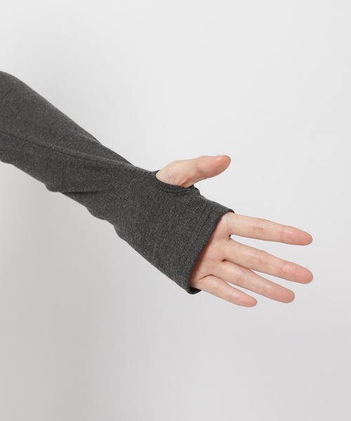 MAGPIEROBIN（マグパイロビン）の「MAGPIE ROBIN／レタリングフードロングスリーブ（Tシャツ/カットソー・レディース・ベージュ/チャコール・FREE）」の12枚目の写真