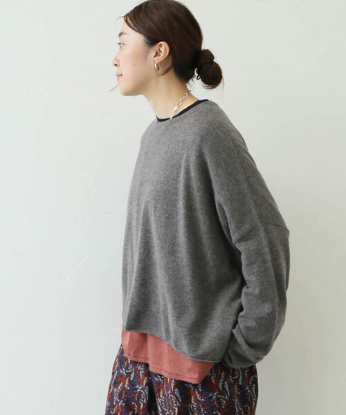 JOURNAL STANDARD LUXE（ジャーナルスタンダード　ラックス）の「カシミヤ ワイドプルオーバー（ニット/セーター・レディース・ネイビー/ライトグレー/ブラウン/ブラック・FREE）」の3枚目の写真