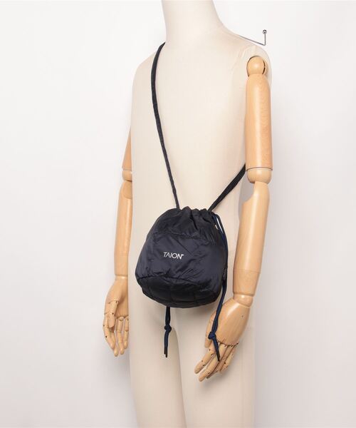 TAION（タイオン）の「TAION BASIC DRAWSTRING DOWN BAG-SMALL TAION-DST01-S（ショルダーバッグ・メンズ・ブラック/ベージュ/カモフラージュ/ネイビー/オリーブ/マルチ・ONE SIZE）」の7枚目の写真