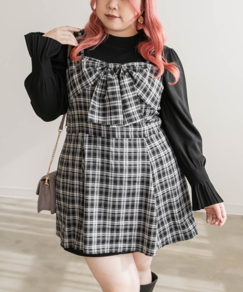 CLETTE(クレット)の「タックキャンディ袖ハイネックニット(ニット/セーター・レディース・ブラック/ブラウン/アイボリー/グレイッシュベージュ・LL/3L/4L)」の4枚目の写真