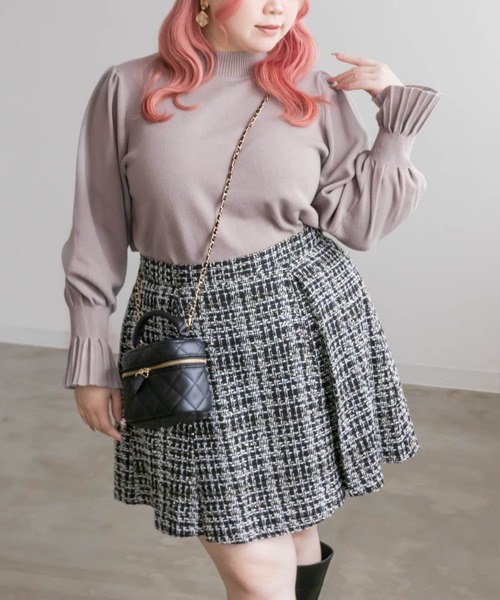 CLETTE(クレット)の「タックキャンディ袖ハイネックニット(ニット/セーター・レディース・ブラック/ブラウン/アイボリー/グレイッシュベージュ・LL/3L/4L)」の22枚目の写真