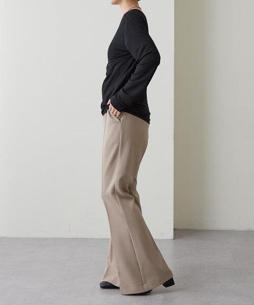 Omekashi（オメカシ）の「Nowhere Uネック2WAYロンT（Tシャツ/カットソー・レディース・オフホワイト/ブラック/グレー/ピンク/ブルー・FREE）」の14枚目の写真