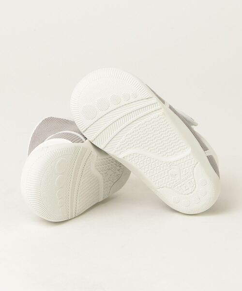SHIPS（シップス）の「le coq sportif:LCS ARLES CD（スニーカー・キッズ・ライトグレー/ブラウン・14）」の4枚目の写真