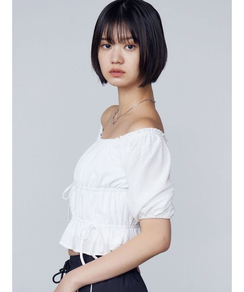 EMODA（エモダ）の「2WAYギャザーショルダートップ（Tシャツ/カットソー・レディース・ブラック/ブルー/ホワイト/レッド・FREE）」の13枚目の写真