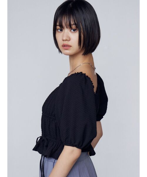 EMODA（エモダ）の「2WAYギャザーショルダートップ（Tシャツ/カットソー・レディース・ブラック/ブルー/ホワイト/レッド・FREE）」の21枚目の写真