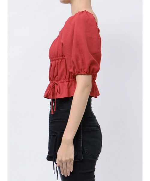 EMODA（エモダ）の「2WAYギャザーショルダートップ（Tシャツ/カットソー・レディース・ブラック/ブルー/ホワイト/レッド・FREE）」の5枚目の写真